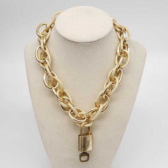 Authentic Louis Vuitton Gold Padlock w/ Unbranded Fashion Geometry Necklace - Picture 6 of 7